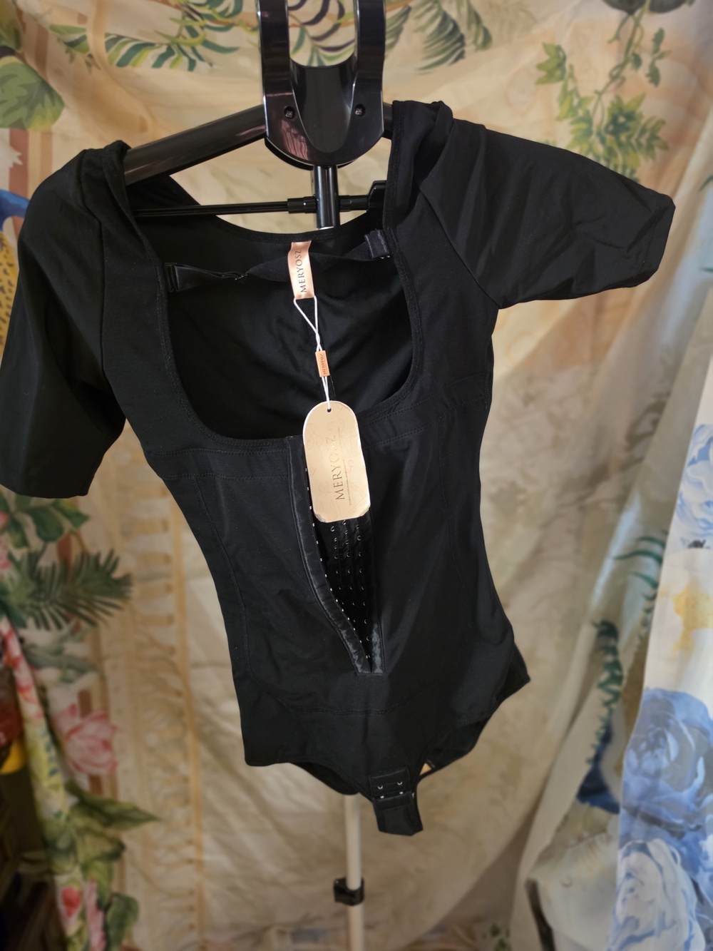 Avery Black Short-Sleeve Shaping Bodysuit